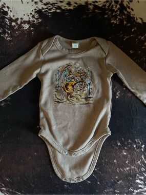 Colored Organics Taupe Long-Sleeve One-Piece with Rodeo Horse Graphic